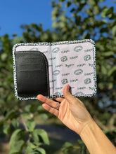 Porta Pasaporte- Encaje Ju