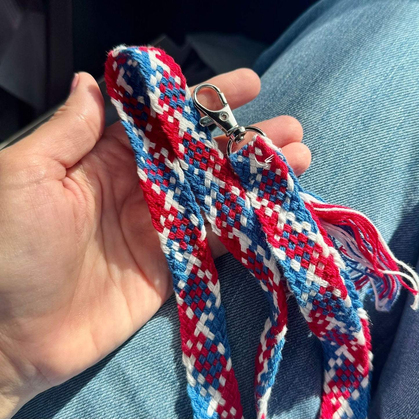 Colgante Artesanal Maka Tricolor